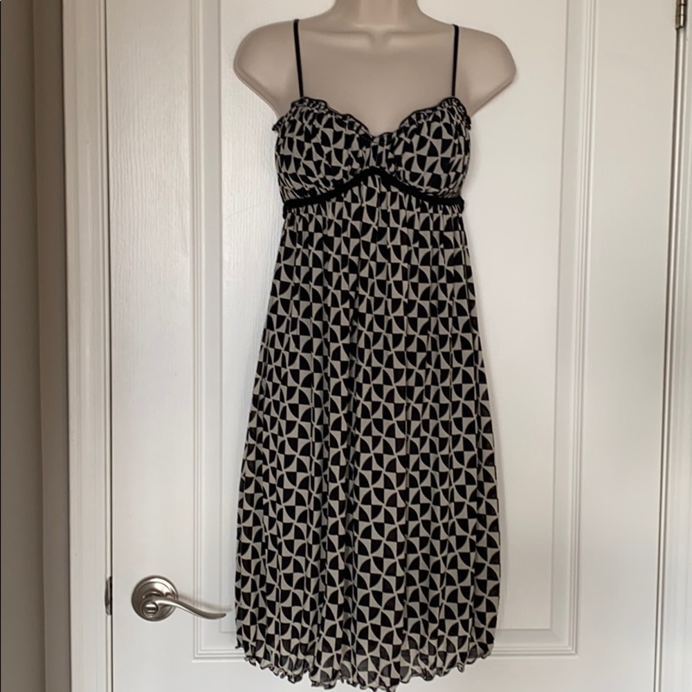 Max Studio Black and Cream Flowy Maxi Dress
